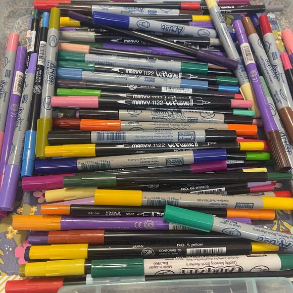 Huge Marvy Le Plume Marker Pens Lot 80 Pc Double Sided Markers - Picture 2 of 6